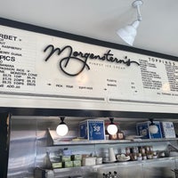 Photo taken at Morgenstern&amp;#39;s Finest Ice Cream by Devin C. on 9/7/2020