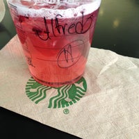 Photo taken at Starbucks by Alfredo D. on 4/13/2013