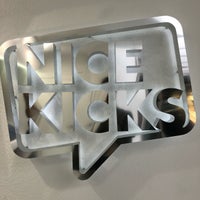 รูปภาพถ่ายที่ Nice Kicks โดย Alice L. เมื่อ 9/23/2018