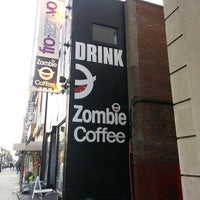 Foto tirada no(a) Zombie Coffee at FrozenYo por hrbrmstr em 3/20/2014