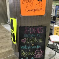 Photo taken at Cafetería Mexicana de Aviación by Martinera S. on 10/19/2016