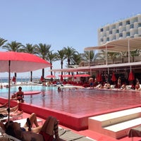 Photo taken at Ushuaïa Ibiza Beach Hotel by Cemal Ç. on 7/5/2016