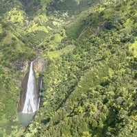 Снимок сделан в Island Helicopters Kauai пользователем Kata V. 12/21/2022