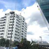 Photo taken at Rajaburi Direkriddhi Building (Building A) by Amaunaun T. on 8/3/2018