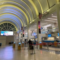 Photo taken at American Airlines Check-in by Domo N. on 10/20/2021