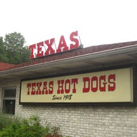 Снимок сделан в Texas Hot Dogs пользователем Texas Hot Dogs 11/18/2014