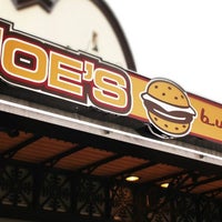 Foto tirada no(a) Joe&amp;#39;s Burgers por Joe&amp;#39;s Burgers em 11/18/2014