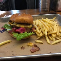 Photo taken at America Burgers by Elad O. on 6/7/2017