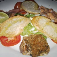 Foto scattata a La Dolce Vita Restaurant - Port Mole da Ayichatou S. il 11/27/2014