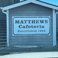 รูปภาพถ่ายที่ Matthews Cafeteria โดย Bruce W. เมื่อ 4/22/2023
