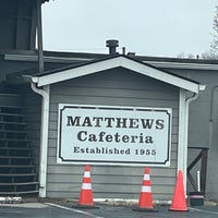 รูปภาพถ่ายที่ Matthews Cafeteria โดย Bruce W. เมื่อ 12/9/2023