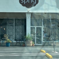 รูปภาพถ่ายที่ Sprig Restaurant โดย Bruce W. เมื่อ 7/20/2023