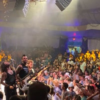 Foto tirada no(a) Cape Cod Melody Tent por Josh H. em 8/13/2021