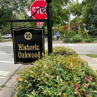 Foto tirada no(a) Historic Oakwood por Chad P. em 5/30/2021
