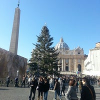 Photo taken at Museo Tesoro - Basilica S. Pietro by D A. on 12/31/2012