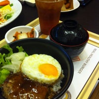 Photo taken at R Burger by MYuri K. on 11/17/2012