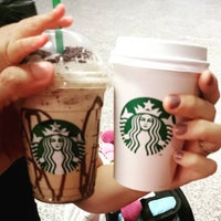 Photo taken at Starbucks by Fabrício S. on 3/8/2016