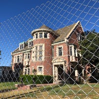 Photo taken at The &amp;quot;American Horror Story&amp;quot; House by Naphat N. on 6/27/2022
