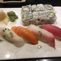 2/2/2017にManu S.がGreenteasushi Japanese Restaurantで撮った写真