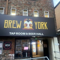 Foto tomada en Brew York Craft Brewery &amp;amp; Tap Room  por Katie t. el 7/21/2022