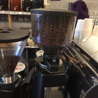 9/25/2015에 George T.님이 R&amp;amp;R Coffee에서 찍은 사진