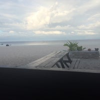 Photo taken at Beachcomber Island Resort by Lyzi D. on 12/15/2014