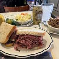 Photo taken at 2nd Ave Deli by Stephane W. on 3/29/2024