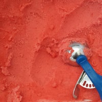 11/22/2014에 Jodi T.님이 Jodi&#39;s Italian Ice Factory에서 찍은 사진
