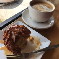 8/25/2018에 Marsha Z.님이 Red Dessert Dive &amp;amp; Coffee Shop에서 찍은 사진
