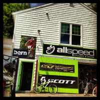 Photo prise au AllSpeed Cyclery and Snow par Jay M. le6/20/2013