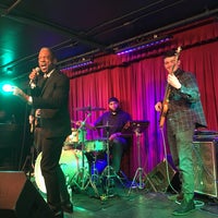 Das Foto wurde bei Biscuits and Blues von Kanayo K. am 2/24/2019 aufgenommen