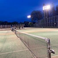 Photo taken at 都立 浮間公園 テニスコート by でっぷ on 5/20/2023