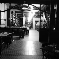รูปภาพถ่ายที่ Brasserie Gigi โดย Chris F. เมื่อ 4/12/2014