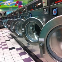 Photo taken at Bubbleland Laundromat by Hannah .. on 11/20/2012
