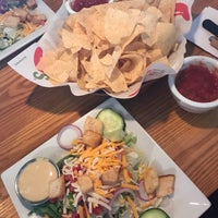 Photo taken at Chili&#39;s Grill &amp; Bar by Melissa on 9/25/2017