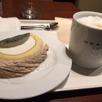 Photo taken at BEANUS CAFE by まいける on 11/23/2015