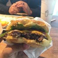 Photo taken at Shake Shack by Dianne M. on 12/24/2017