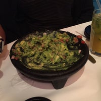 Das Foto wurde bei Ola Restaurant von Efrain S. am 9/6/2015 aufgenommen