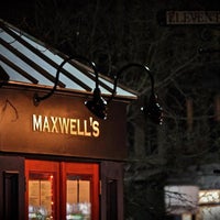 Foto tomada en Maxwell&amp;#39;s Tavern  por Maxwell&amp;#39;s Tavern el 11/24/2014