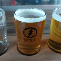 Foto diambil di Bolt Brewery oleh Rex C. pada 2/25/2022