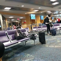 Kelowna International Airport Ylw Kelowna Bc