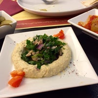 Снимок сделан в Bissli Ethnic Fusion Restaurant пользователем Klára K. 4/11/2015