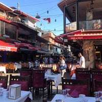 Photo taken at Hoş Seda Balık Restaurant by Botan on 9/27/2020