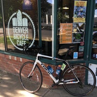 Foto scattata a Denver Bicycle Cafe da Tim J. il 6/7/2018