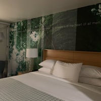 7/22/2019에 T T님이 The Domain Hotel에서 찍은 사진