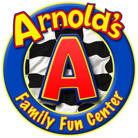 รูปภาพถ่ายที่ Arnold&amp;#39;s Family Fun Center โดย Arnold&amp;#39;s Family Fun Center เมื่อ 11/25/2014