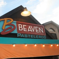 Foto scattata a Beaven Pasteleros da Beaven Pasteleros il 12/15/2014