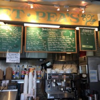 รูปภาพถ่ายที่ Sweet Pea&amp;#39;s Cafe &amp;amp; Catering โดย liza s. เมื่อ 1/2/2018