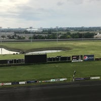 Photo taken at Meadowlands Racing &amp;amp; Entertainment by Dave B. on 6/5/2020
