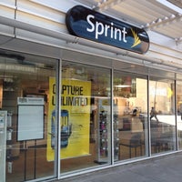 Photo taken at Sprint Store by Dragon M. on 6/13/2013